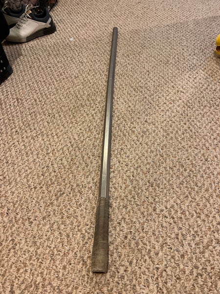 Warrior Titan Shaft (Used)