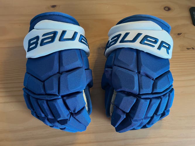 Bauer Supreme Ultrasonic Gloves 13" Colorado Avalanche Pro Stock