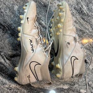 Men's Size M 12.0 (W 13.0) Nike ALPHA Molded Cleats (Used)