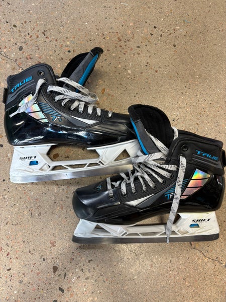 Senior True TF7 Hockey Goalie Skates Regular Width 9 (Used)