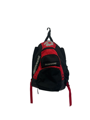 Used Demarini VOODOO BACKPACK BB/SB Player Backpack Black And Red 11692-S000141915