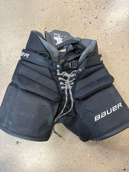 Black Intermediate Medium Bauer Elite Hockey Goalie Pants (Used)
