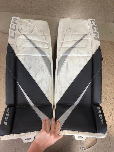 34+1" CCM Eflex 6.9 Goalie Leg Pads (Used)