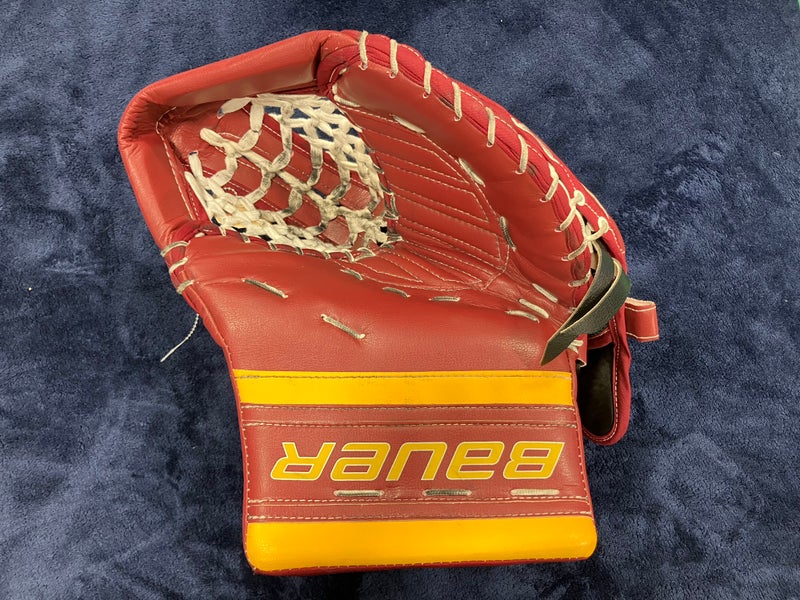 Senior Bauer Total One Goalie Glove (Scott Ismond - Iowa State)