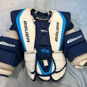 Intermediate Large Bauer Reactor 7000 Goalie Chest Protector (Used)