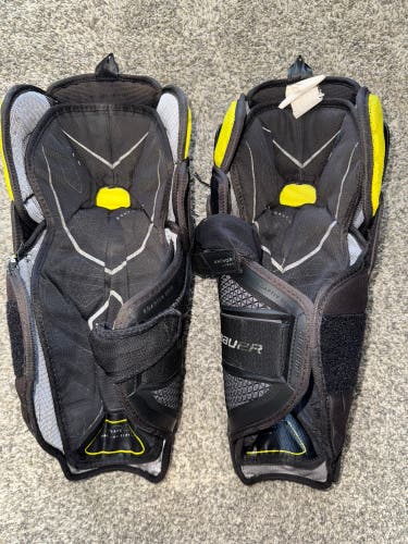Senior Bauer Supreme ultrasonic 15" Shin Pads (Used)