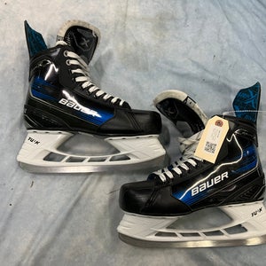 Senior Bauer X Hockey Skates Regular Width 9 (Used)
