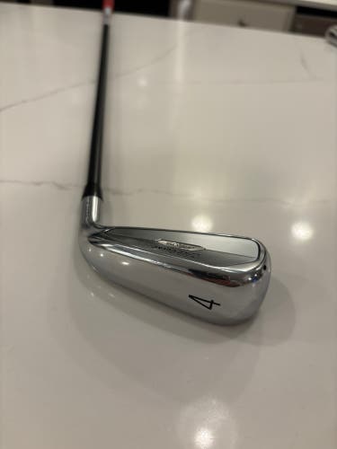 Men's 2023 Titleist U505 4 iron Right Handed Stiff Flex Graphite Shaft (Used)