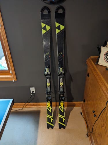 Women's 2019 Racing With Bindings RC4 World Cup SL Skis