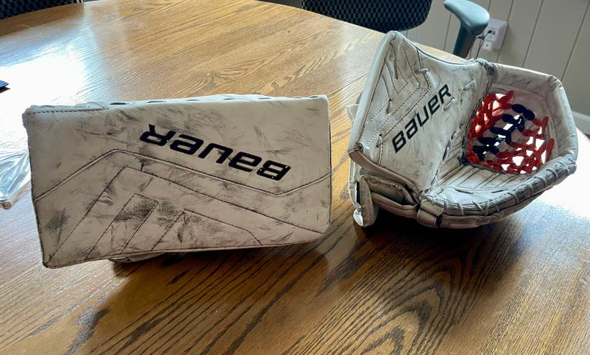Bauer Supreme ONE.7 Glove Blocker Set