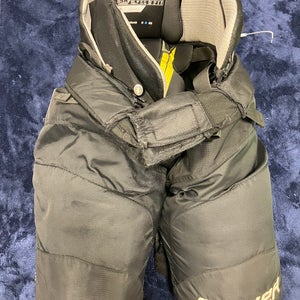 Black Senior Large Bauer Supreme Ultrasonic Hockey Pants (Used)
