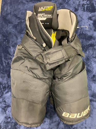 Black Senior Large Bauer Supreme Ultrasonic Hockey Pants (Used)
