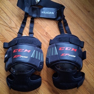 CCM KP Pro SR goalie hockey knee pads (Used)