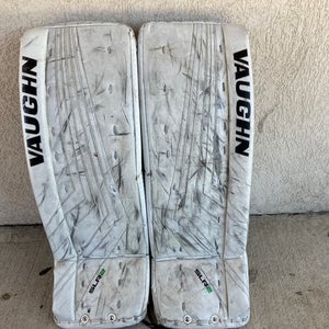 White 28" Junior Vaughn Ventus SLR2 Goalie Leg Pads (Used)