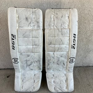 White 26" Junior Warrior Ritual GT2 Goalie Leg Pads (Used)