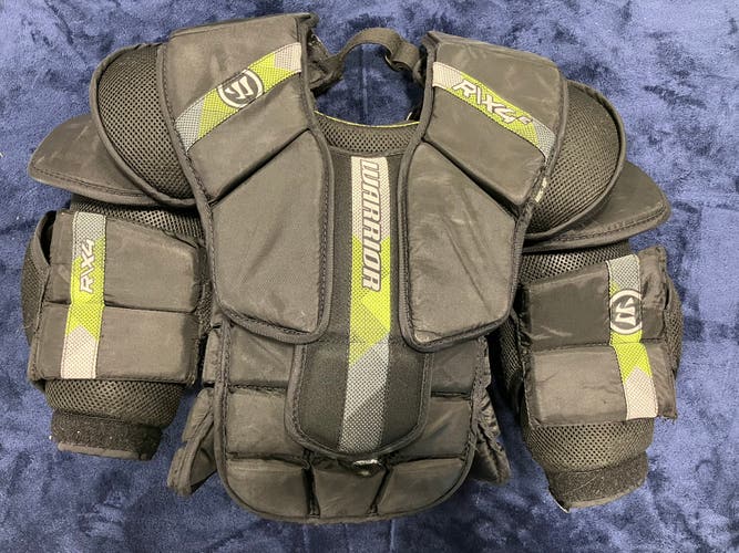 Junior Small / Medium Warrior RX4E Goalie Chest Protector (Used)