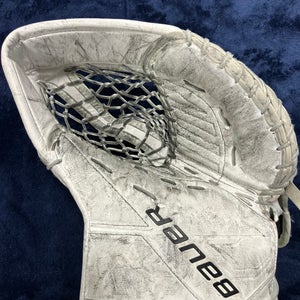 White Intermediate Bauer M5 Pro Goalie Glove (Used)