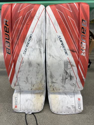 Medium Senior Bauer Supreme S190 Goalie Leg Pads (Used)