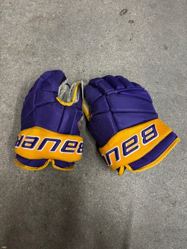 Purple Senior Bauer Vapor Pro Team Jr. Kings Gloves 13" Pro Stock