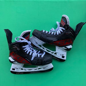 Senior CCM Jetspeed FT680 Hockey Skates Regular Width 8.5 (Used)