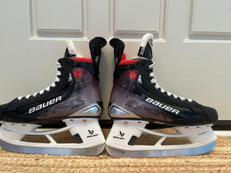 2023 Bauer Vapor X5 Pro Hockey Skates Regular Width Size 3.5 (New)
