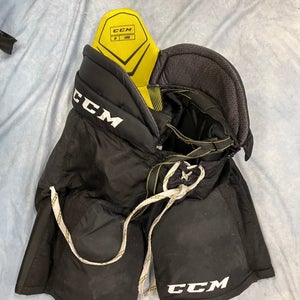 Black Junior Large CCM Tacks 9060 Hockey Pants (Used)