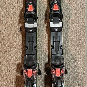 2022 Volkl 136 cm Racetiger SL Skis With Bindings Max Din 10 (Used)