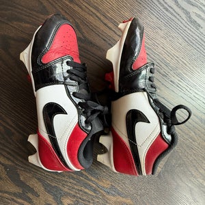 Men's Size M 7.0 (W 8.0) Jordan Low Top (Used)