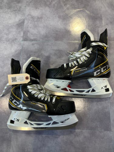 Senior CCM Super Tacks AS3 Size 10 EE Width (Used)
