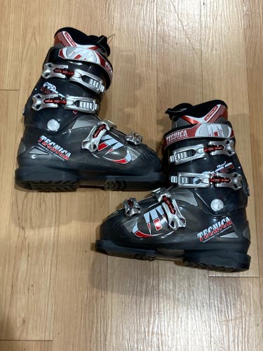 Used Tecnica Mega + 8 Ski Boots Mondo 25 & 25.5