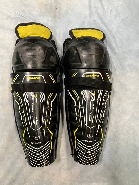 Junior CCM Tacks 3092 Shin Pads 11" (Used)