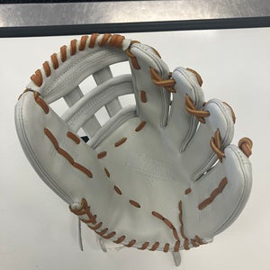 Easton Professional Series RH Baseball Glove 12.75" NEVER USED IN GAME BUT BROKEN IN