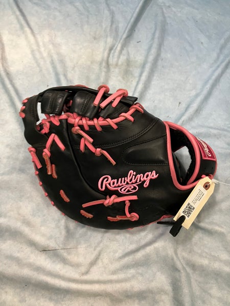 Black Rawlings Gg elite RH First Base Softball Glove 13" (Used)