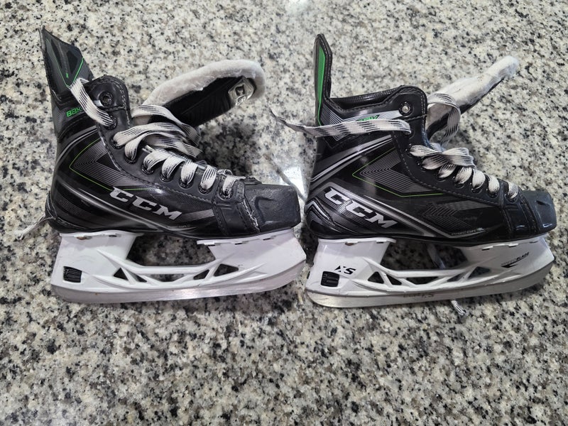 CCM RibCor 88K Hockey Skates Size 4 (Used)