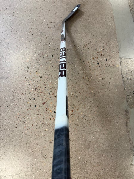 Junior Bauer Vapor X:60 Stick'um Hockey Stick Right Handed PM9JR 52 Flex (Used)
