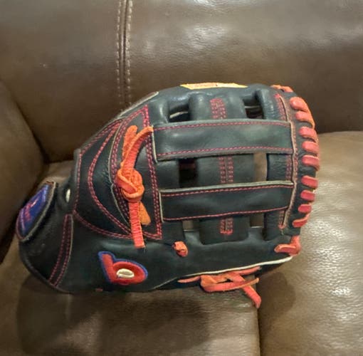 Bradley Glove RH Infield Baseball Glove 11" (Used)