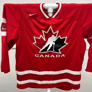 Nike Team Canada 2010 IIHF World Junior Hockey Jersey Red Large
