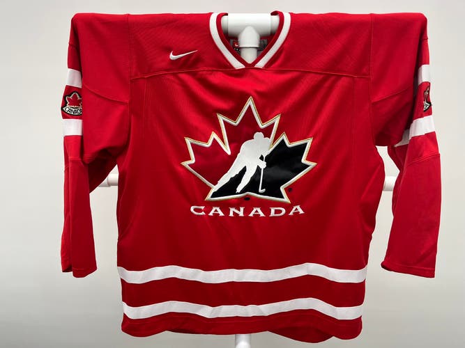 Nike Team Canada 2010 IIHF World Junior Hockey Jersey Red Large