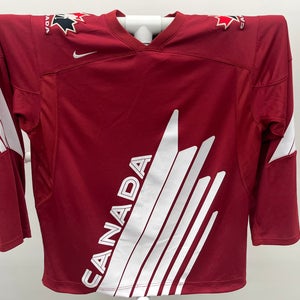 Nike Team Canada 2009 IIHF World Junior Alternate Hockey Jersey Red Large
