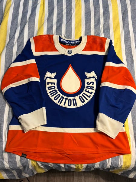 Edmonton Oilers Heritage Classic Team Issued Jersey SidelineSwap