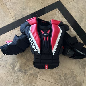 Medium CCM Eflex 6.9 Goalie Chest Protector (Used)