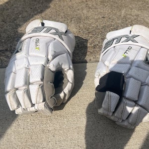 STX Cell V Lacrosse Gloves Medium (Used)