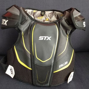 Large Youth STX Stallion 200 Shoulder Pads (Used)