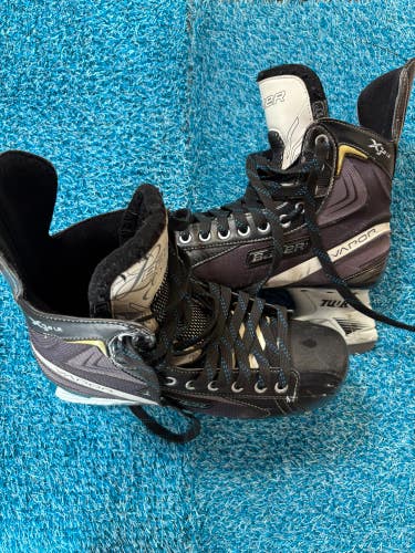 Senior Size 10 Bauer Vapor X3.0 LE Hockey Skates Regular Width (Used)