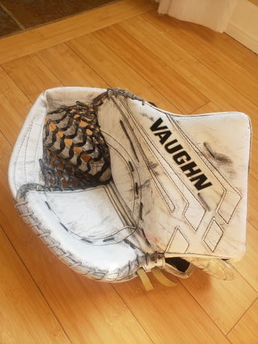 Vaughn Velocity VE8 Full Right (Used)