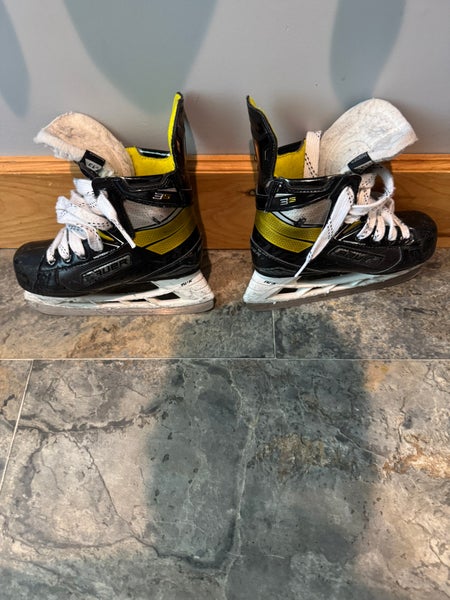 Bauer Supreme 3S Hockey Skates Regular Width 13 (Used)