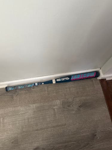Easton Tantrum Composite Bat 27 oz 34"