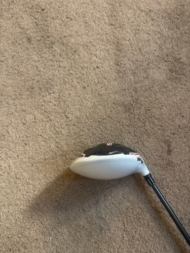 Men's TaylorMade R15 Right Handed Driver Regular Flex 9.5 Loft (Used)