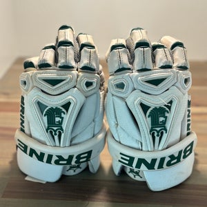 Brine King Lacrosse Gloves Medium