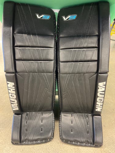 Black 30" Intermediate Vaughn Velocity V9 Goalie Leg Pads (Used)